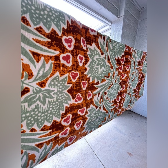 Anthropologie Sunny Florals Picnic Blanket/Tablecloth - Picture 7 of 8